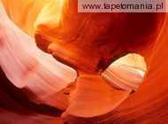 light and shadow in antelope canyon